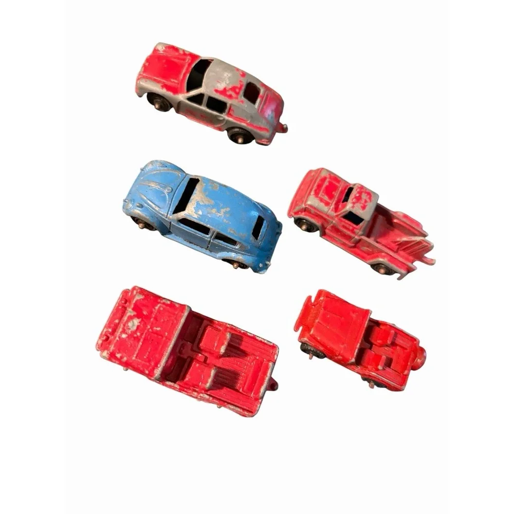 Vintage Tootsie‎ Toy Lot Of 5 Die-cast Cars Jeep Tow Truck Fire Truck Beetle